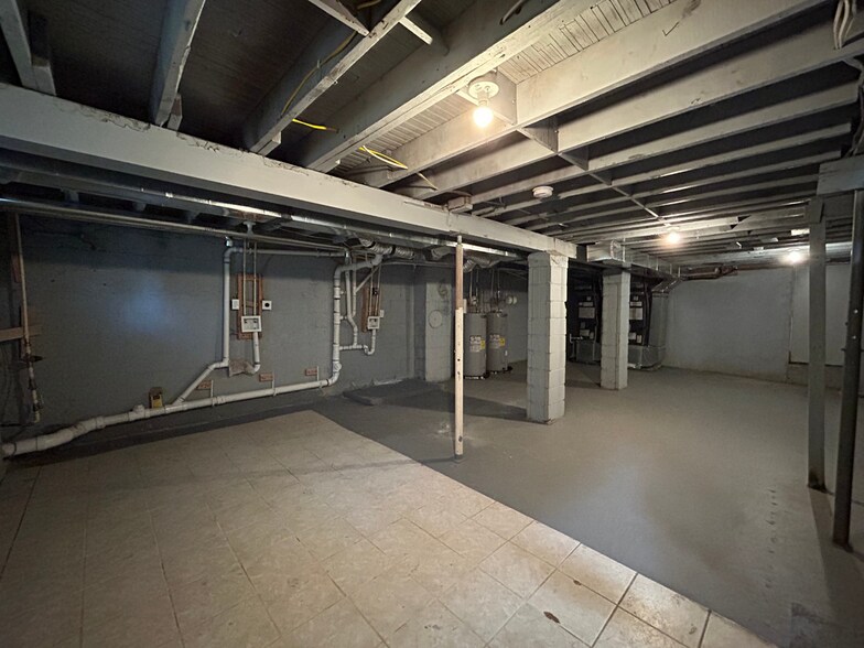 Building Photo - 1406 Filbert St
