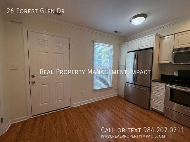Building Photo - 26 Forest Glen Dr
