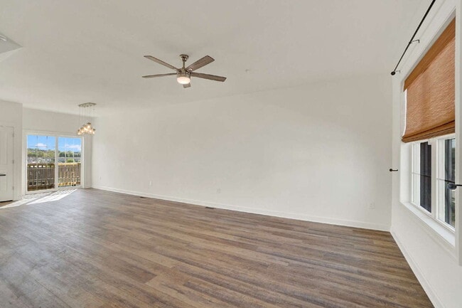 Building Photo - A Welcoming Place to Call Home in Red Lion