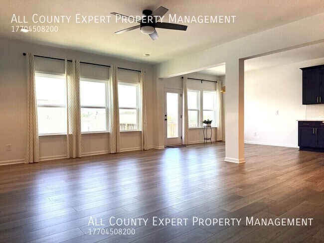 Building Photo - 690 Avignon Blvd