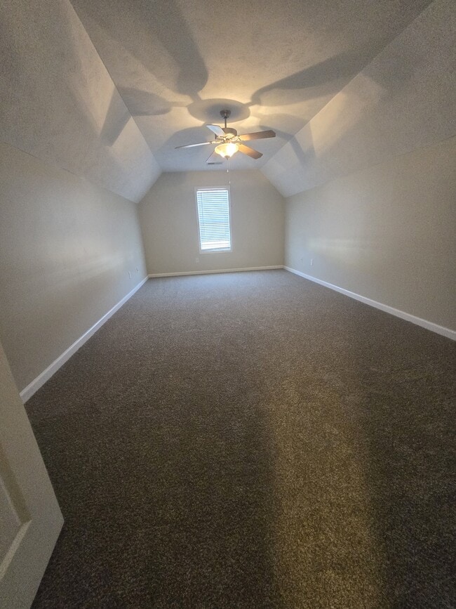 Building Photo - 76 Shelby St