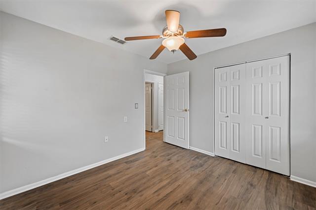 Building Photo - 6209 Shadydell Dr