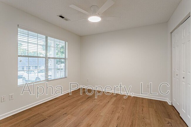 Building Photo - 107 Hammett Grove Ln