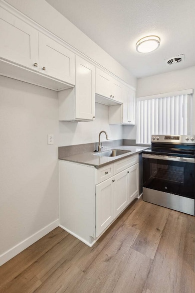 Building Photo - 15743 Francisquito Ave