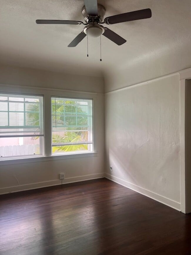 Interior Photo - The Melrose