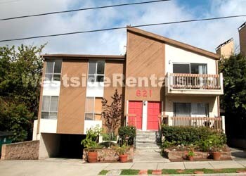 Building Photo - 621 Strand St