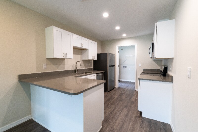 Building Photo - 2013 Fraser St