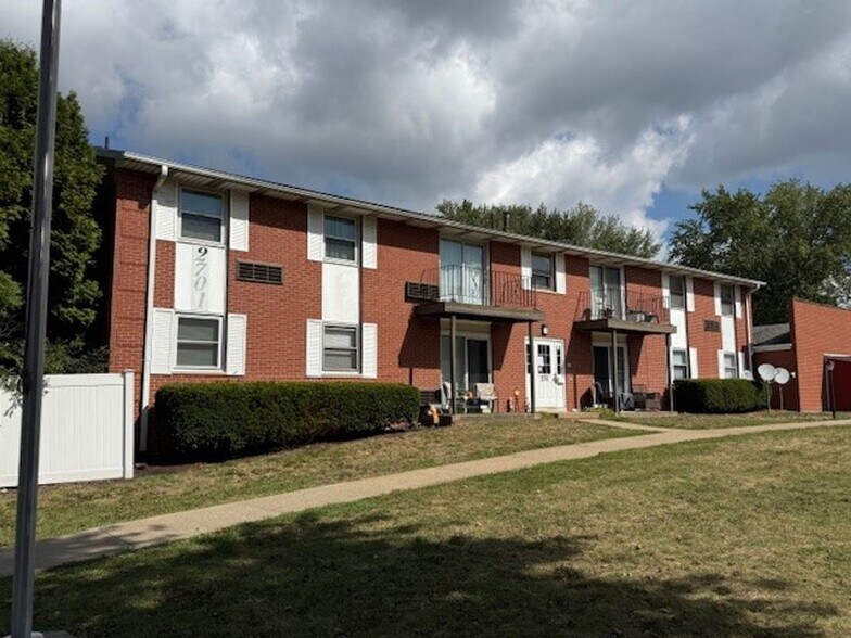 Primary Photo - 2705 38th St NW