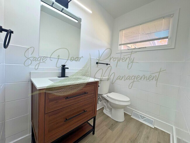 Building Photo - BEAUTIFUL HOME IN KANSAS CITY KANSAS