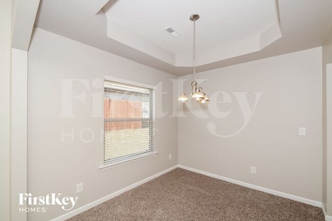 Building Photo - 308 Polo Ct