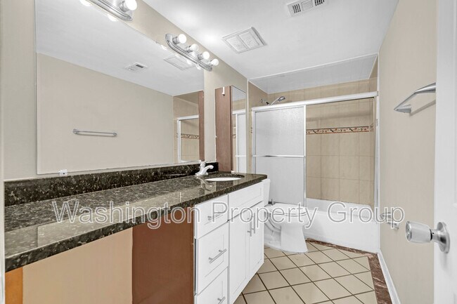 Building Photo - 736 Quince Orchard Blvd