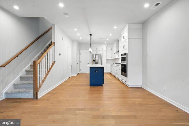 Building Photo - 7548 Sawyer Farm Wy
