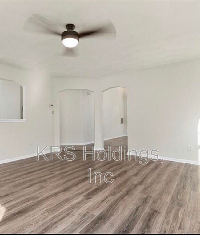 Building Photo - 3521 Regret Ln