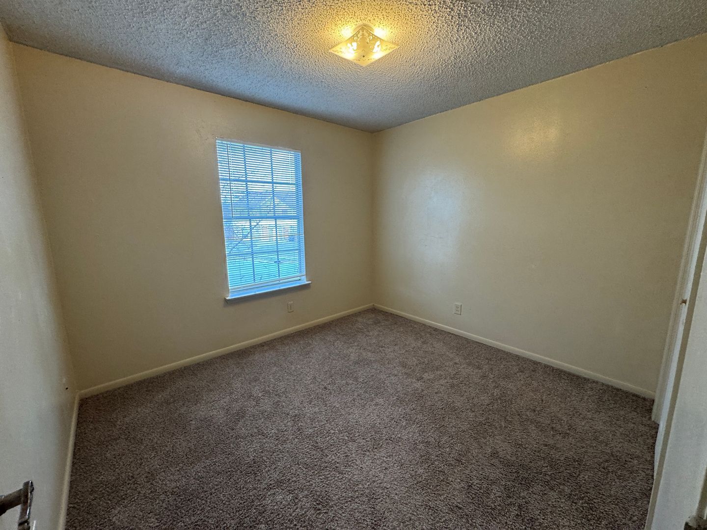 Building Photo - 4504 Chase Cir