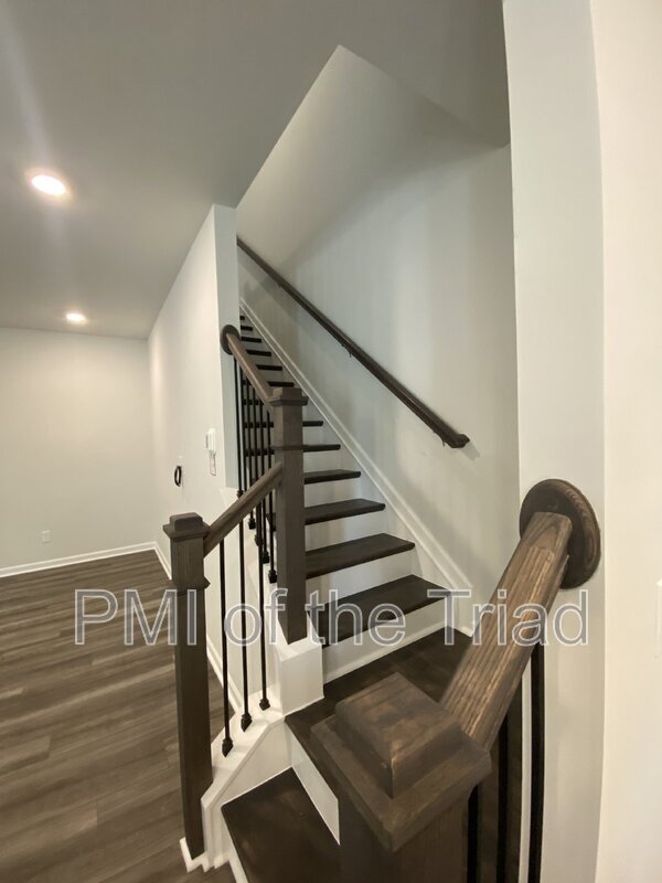 Building Photo - 4002 Beckton Trl
