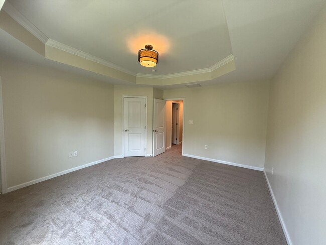 Building Photo - 2177 Whispering Hollow Ln