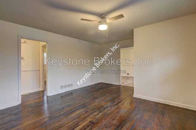Building Photo - 4624 Wesley Dr