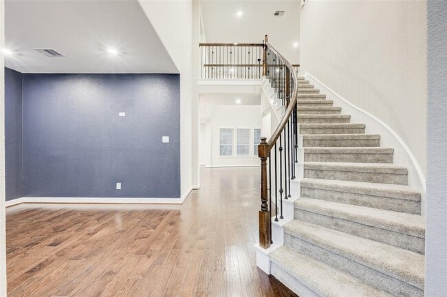 Building Photo - 14017 Northline Lake Dr
