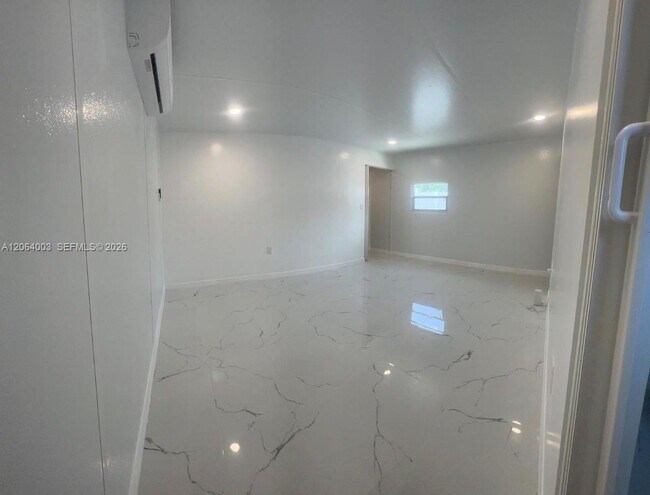 Building Photo - 9625 NW 36th Ave