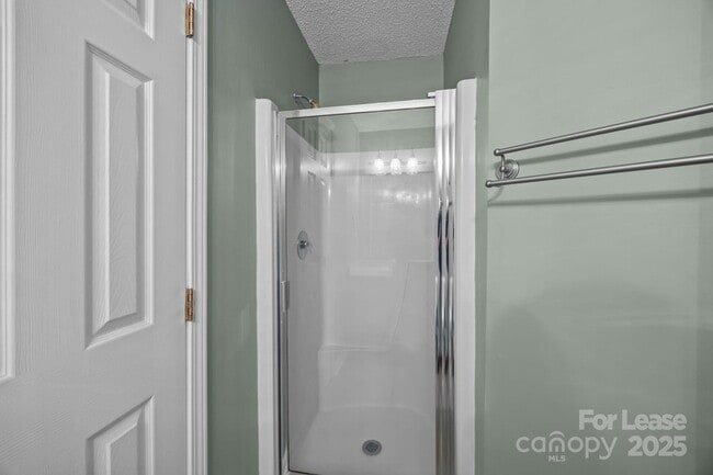 Building Photo - 9467 Kimmel Ln