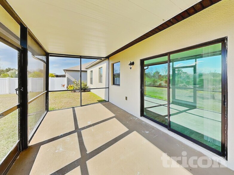 Building Photo - 4035 Wayfarer Wy