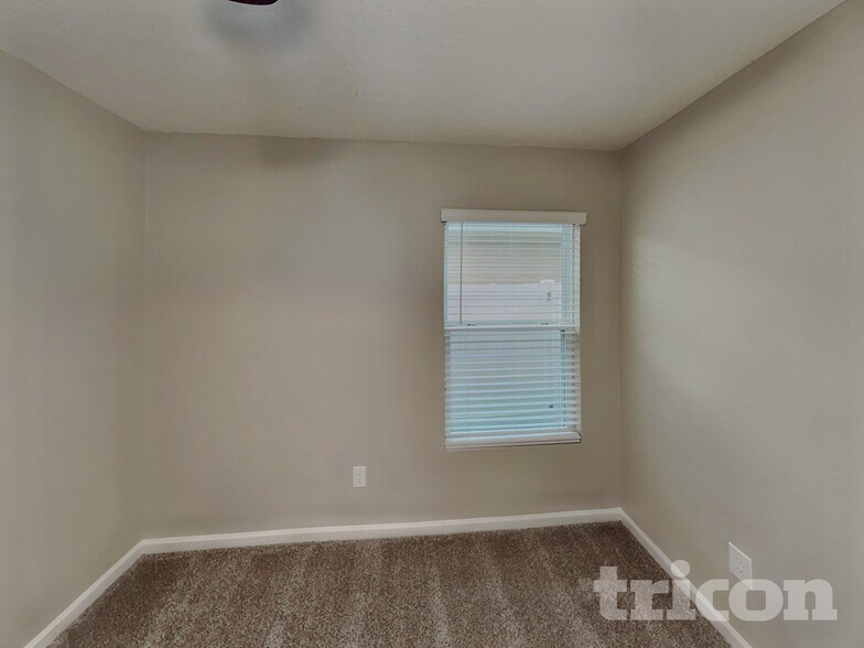 Building Photo - 16184 Kayla Cove Ct