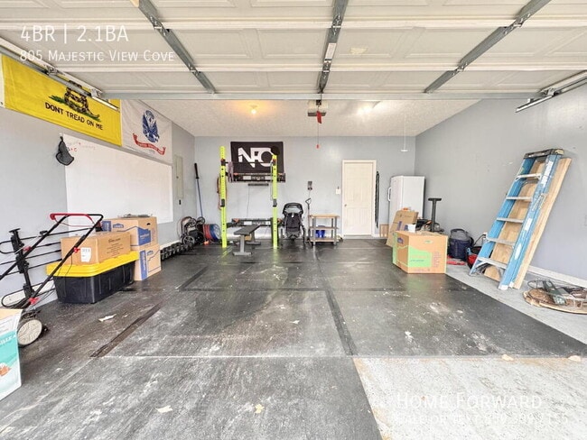 Building Photo - 805 Majestic View Cove