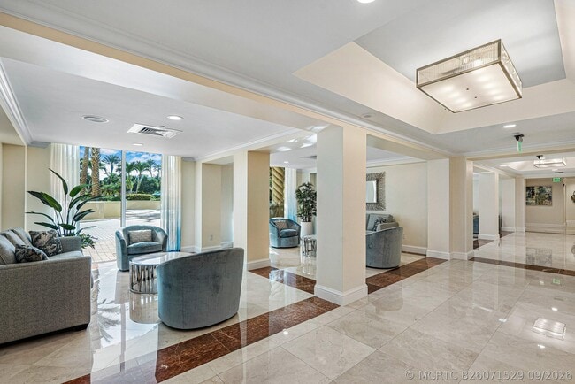 Building Photo - 3720 S Ocean Blvd