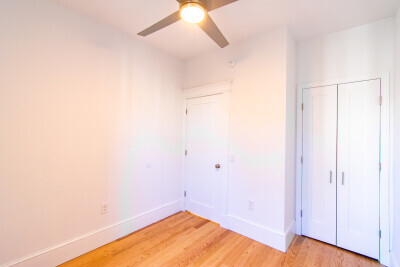 Building Photo - 128 Hemenway St