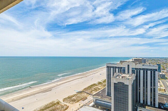Building Photo - 3101 Boardwalk