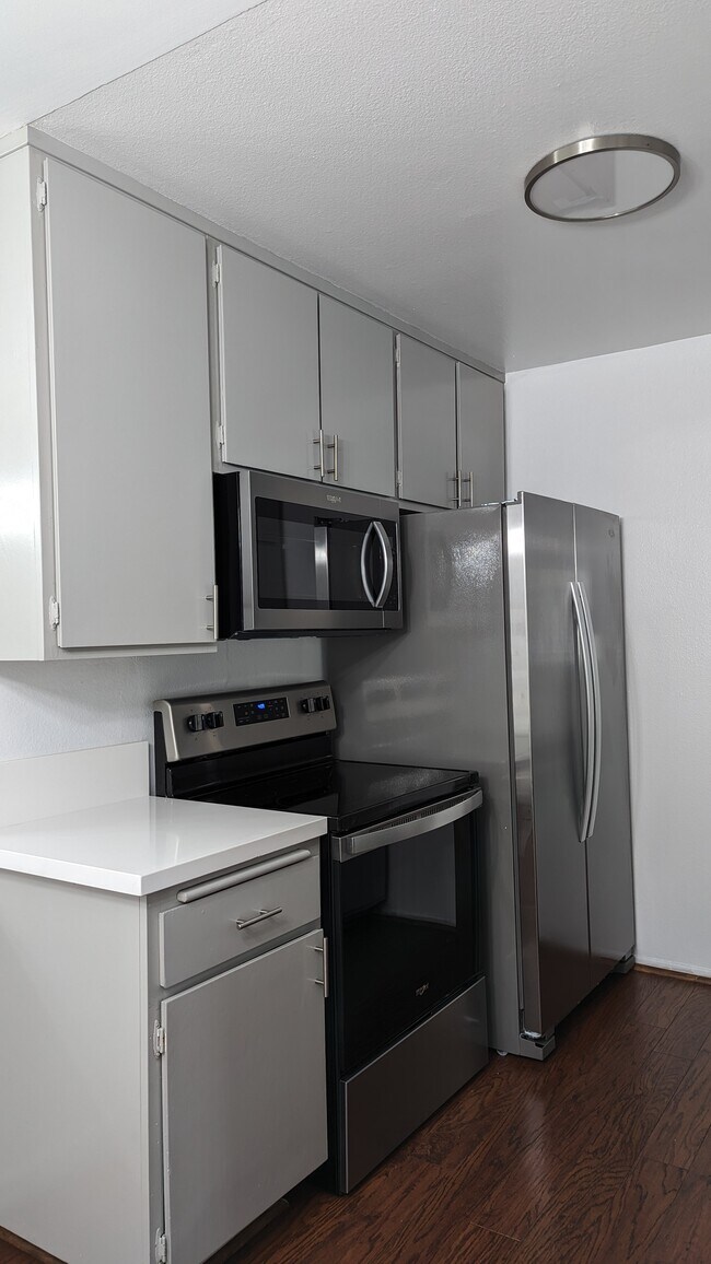 Building Photo - 1440 23rd St