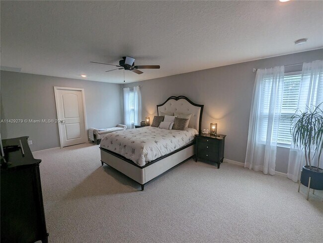 Building Photo - 9235 Freedom Hill Dr