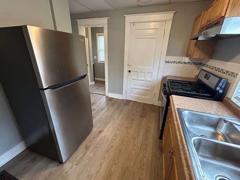 Building Photo - 659 Seward St