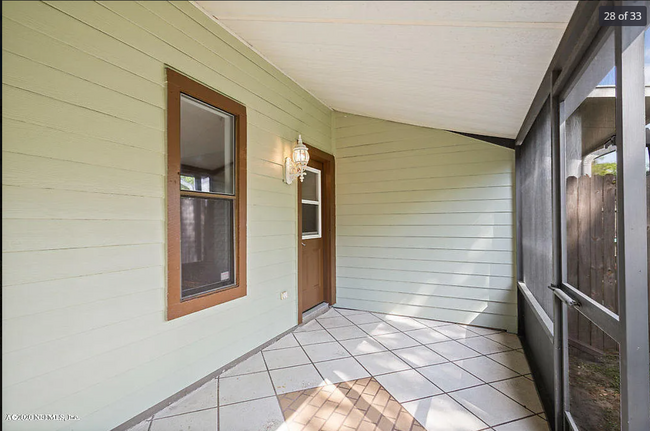 Building Photo - 11211 Windtree Dr E