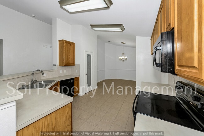 Building Photo - 10117 Sourwood Dr