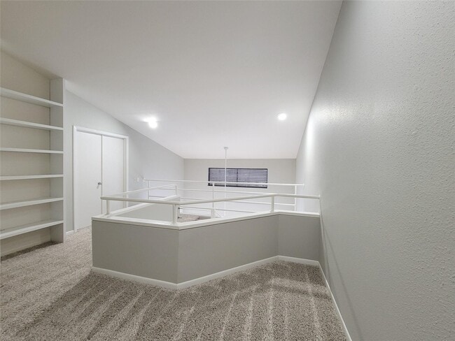Building Photo - 18309 Sandy Cove Dr