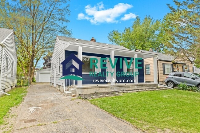 Building Photo - 20481 Delaware Ave