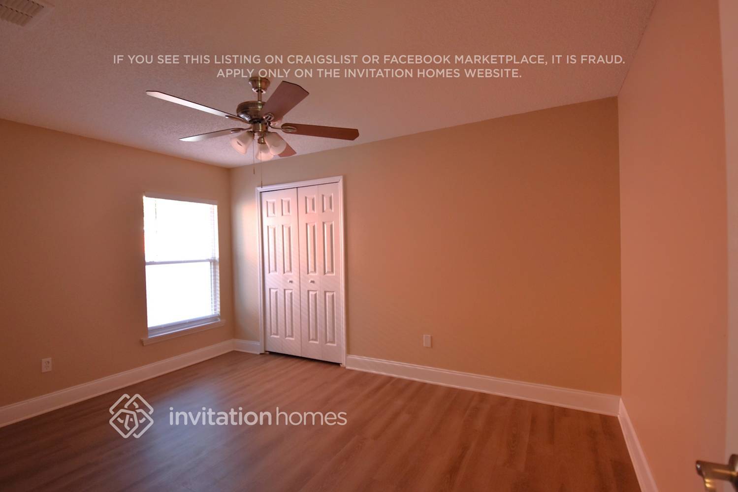 Building Photo - 1156 St Tropez Ct