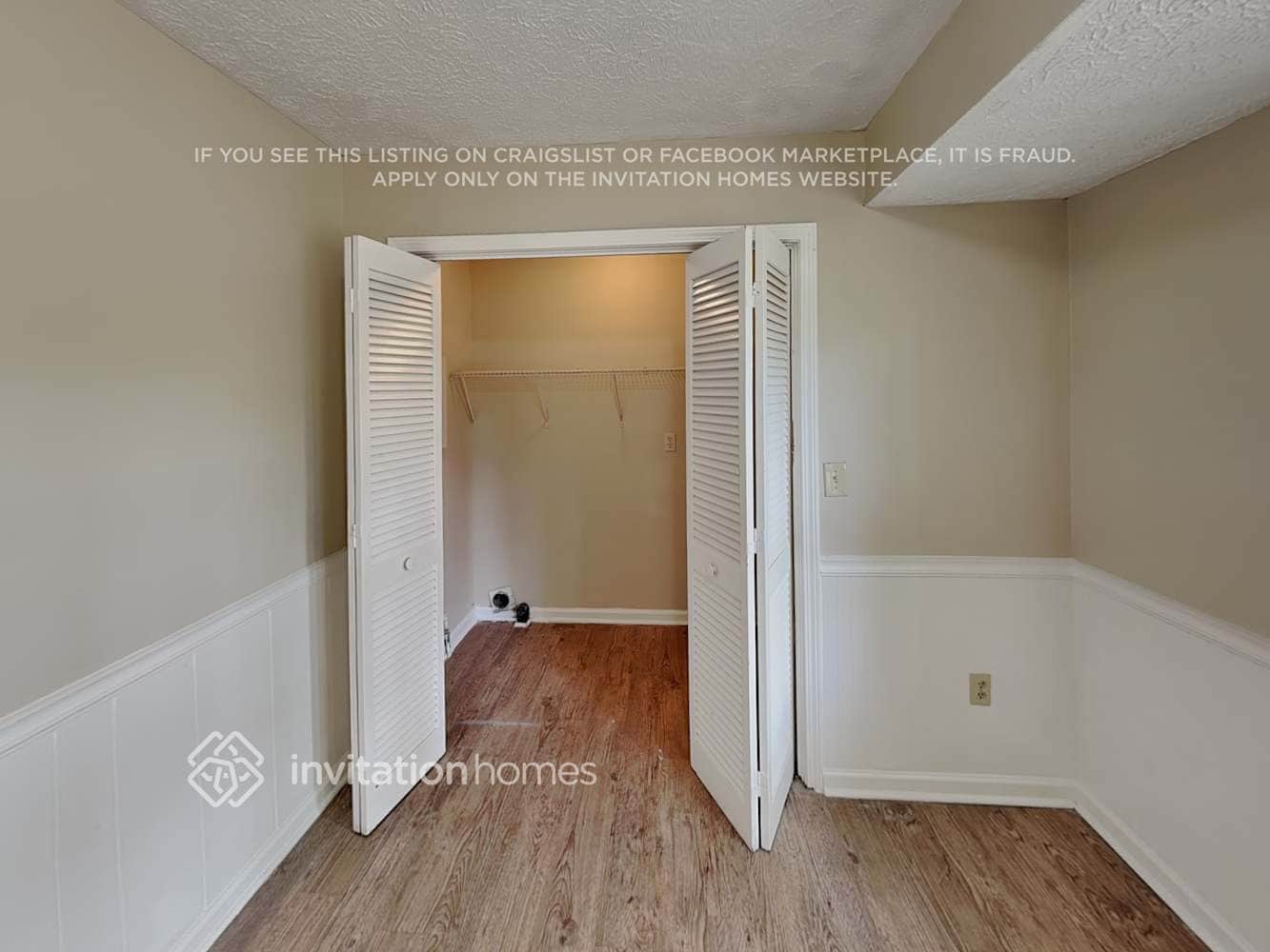 Building Photo - 5676 Crestwood Dr SW