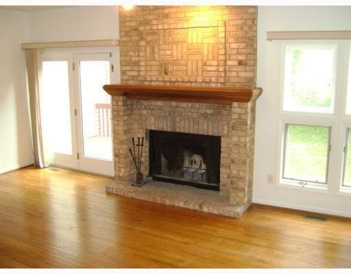 Building Photo - 458 Village Oaks Ct
