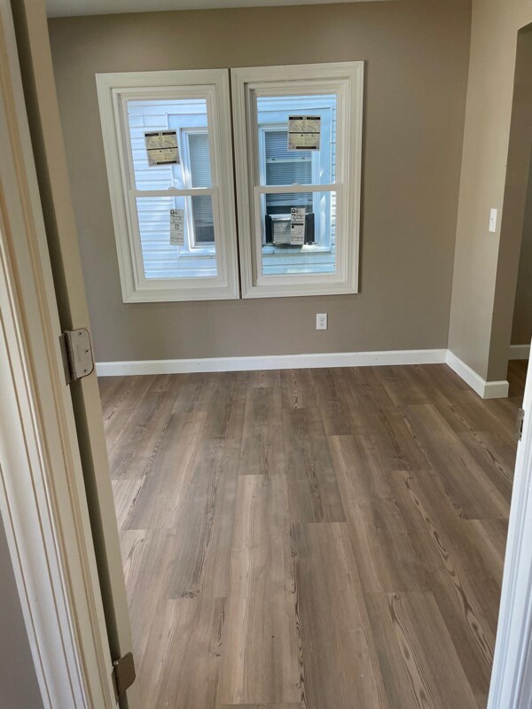 Building Photo - 1617 Lawton Ave