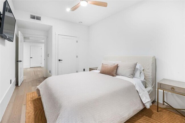 Building Photo - 507 Karen Ln