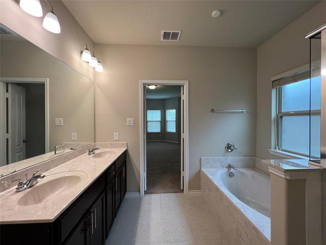 Building Photo - 3721 Fossil Tree Ln