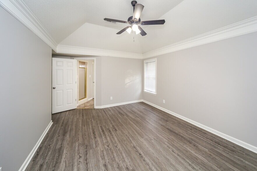 Building Photo - 4882 Water Fowl Ln