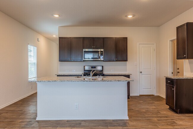 Building Photo - 13021 Kalinoski