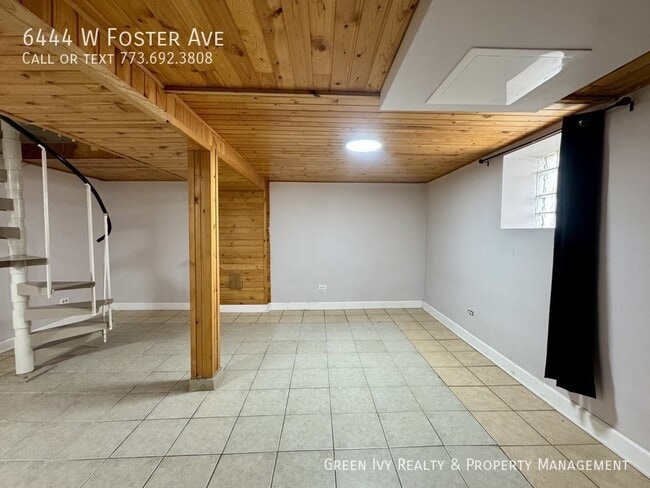 Building Photo - 6444 W Foster Ave