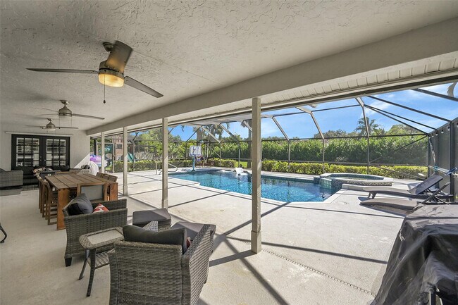 Building Photo - 8606 Arrowhead Dr