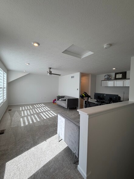 Building Photo - 3357 Abberley Dr