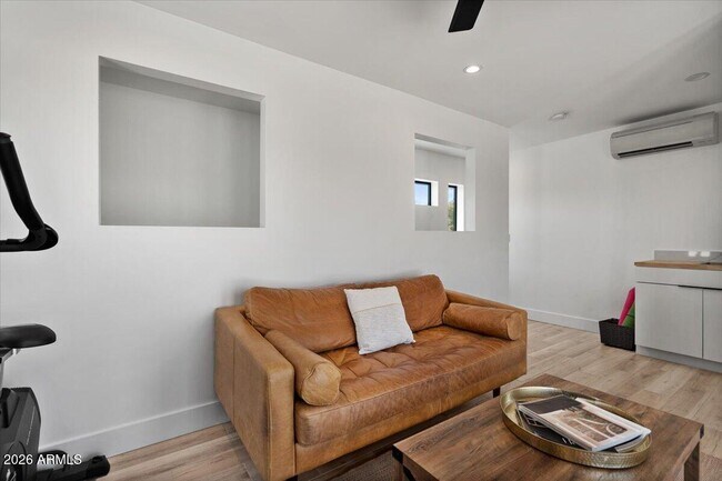 Building Photo - 230 W Monterosa St