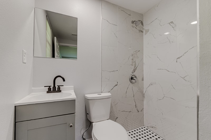 Building Photo - 2222 Peachtree St